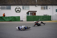 enduro-digital-images;event-digital-images;eventdigitalimages;mallory-park;mallory-park-photographs;mallory-park-trackday;mallory-park-trackday-photographs;no-limits-trackdays;peter-wileman-photography;racing-digital-images;trackday-digital-images;trackday-photos